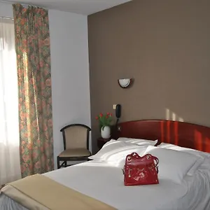 hotel-le-ty-lann.inbrittany.com/
